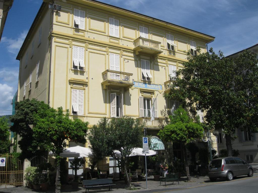 Hotel Miramare Lavagna Exterior photo